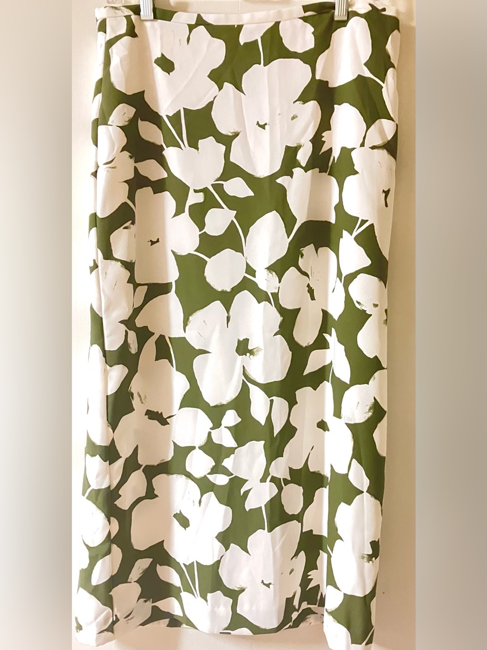 Ann Taylor Floral Midi Skirt in Olive Green & Off White: Size 10